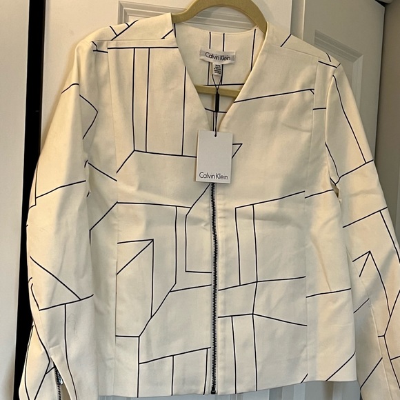 Calvin Klein Crop Blazer - Picture 1 of 5